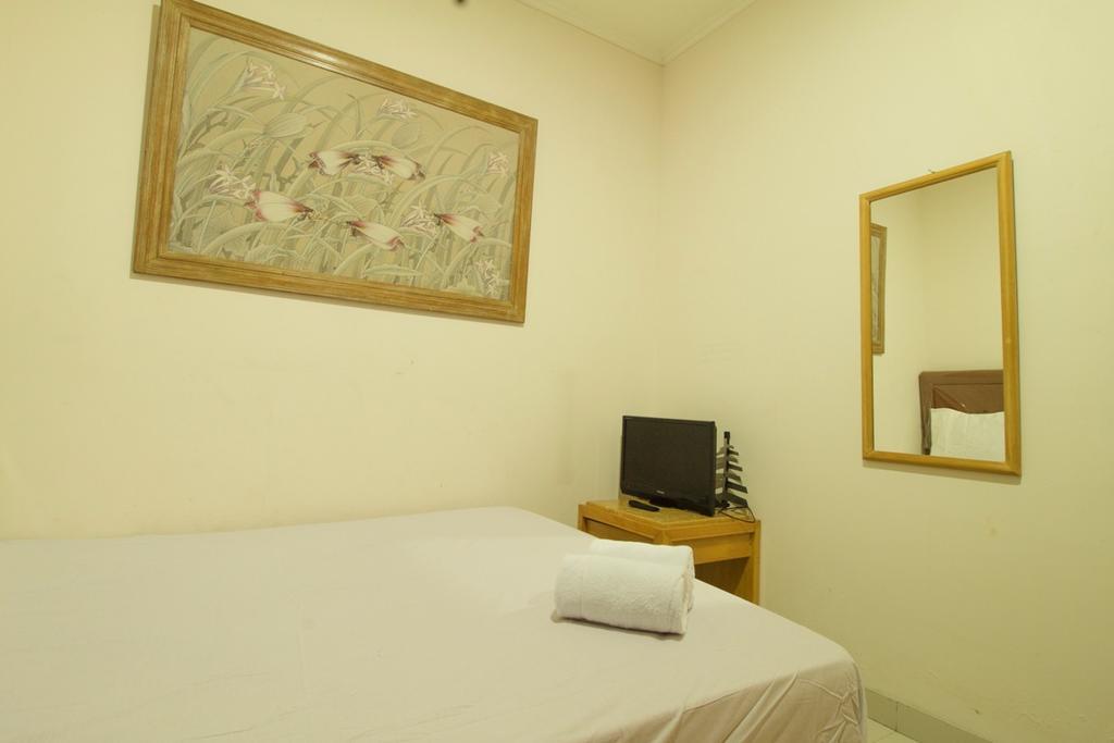 Reddoorz Near Taman Puring Hotel Jacarta Exterior foto
